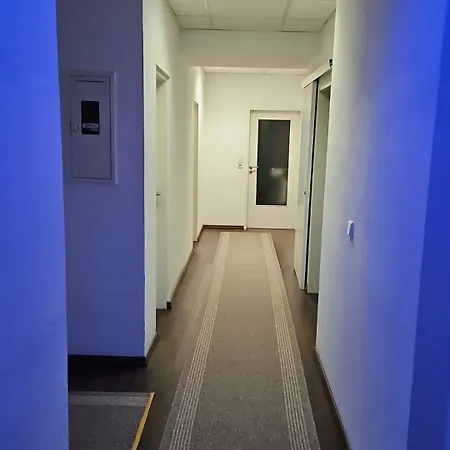 2 Schlafzimmer Am Kaiserlei Όφενμπαχ